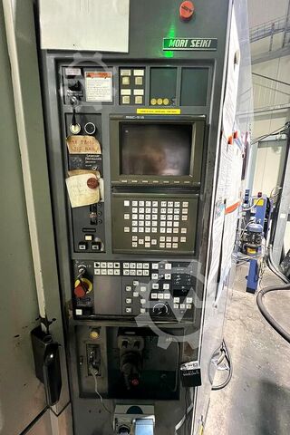 Horizontal-Bearbeitungszentrum SH50 MORI SEIKI SH-50