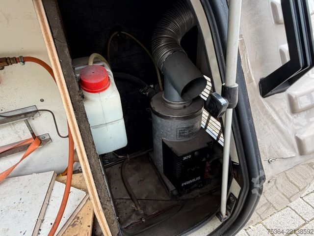 Caravan KIP Hy-Line KH48T Mover Warm Wasser Vorzelt