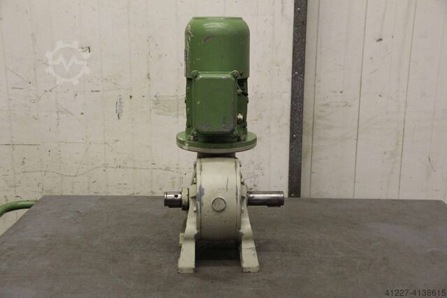 Gear motor 1.5 kW 50 rpm Bonfiglioli MVF 86/V