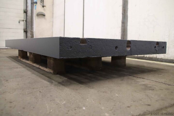 Mounting plate with dovetail guide unbekannt 1955/1040/H110 mm