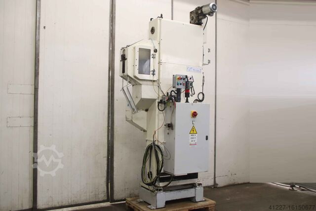 Freight elevator Tortona Langschrauben