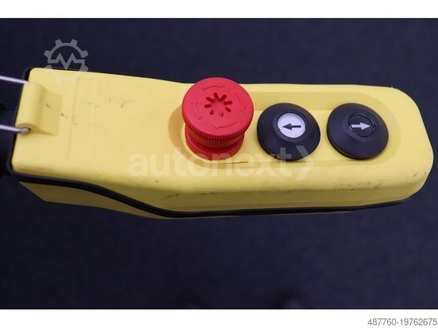 Vacuum tank truck MERCEDES-BENZ Sprinter 314 *Liftsystem Be- und Entladen*(6040)