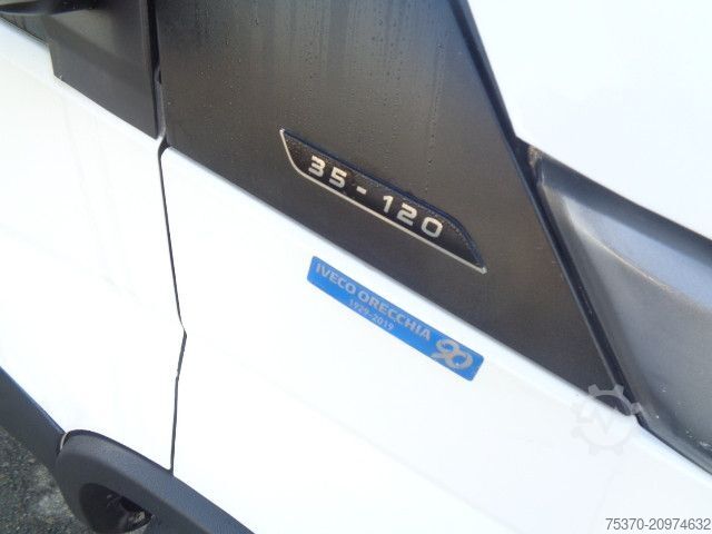 Pick-up van IVECO DAILY 35S12