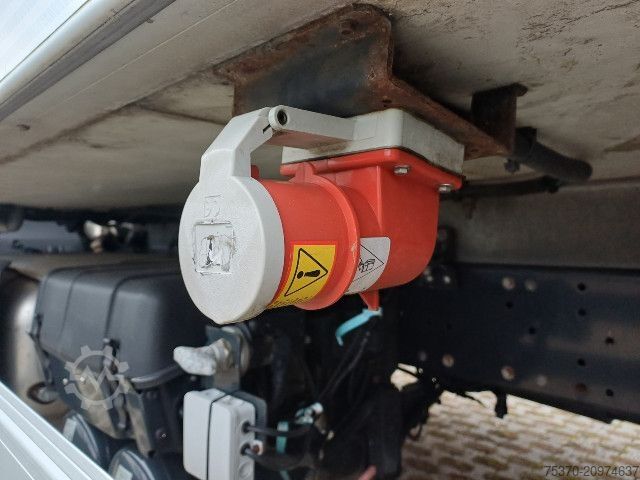 Refrigerated truck IVECO EUROCARGO ML120E19P