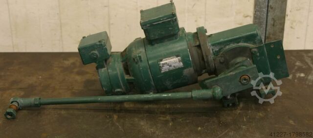 Gear motor 0.37 kW 100 rpm BAUER D77R