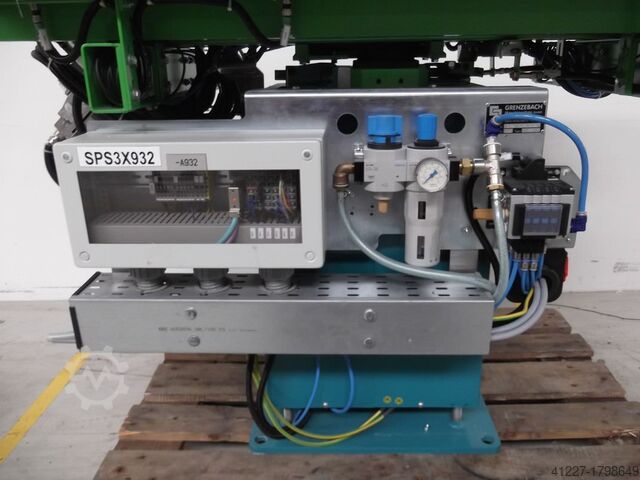 Conveyor belt with rotating unit Grenzebach ZFT