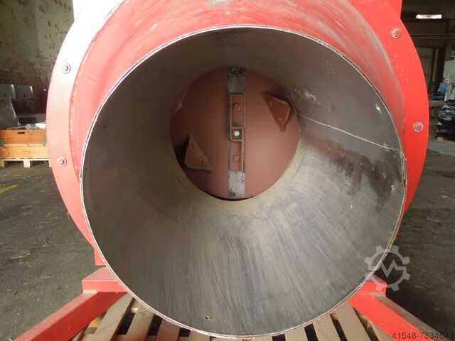 Cutting mill for pellets or grain  