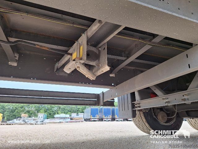 Open semitrailer with tarp Schmitz Cargobull Curtainsider Mega