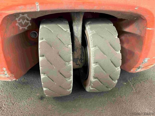 Electric 3-wheel forklift Toyota 8FBE15T - TRIPLEX 4,3 m