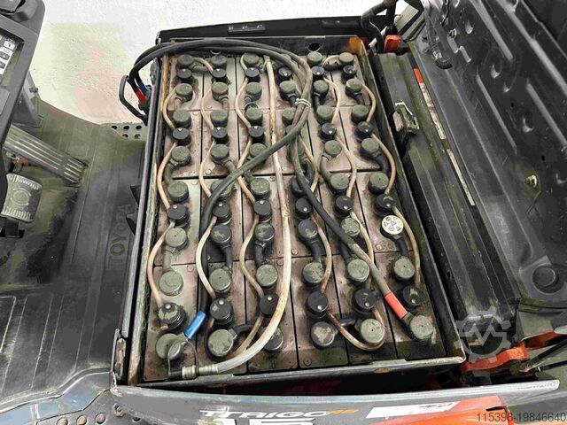 Electric 3-wheel forklift Toyota 8FBE15T - TRIPLEX 4,3 m