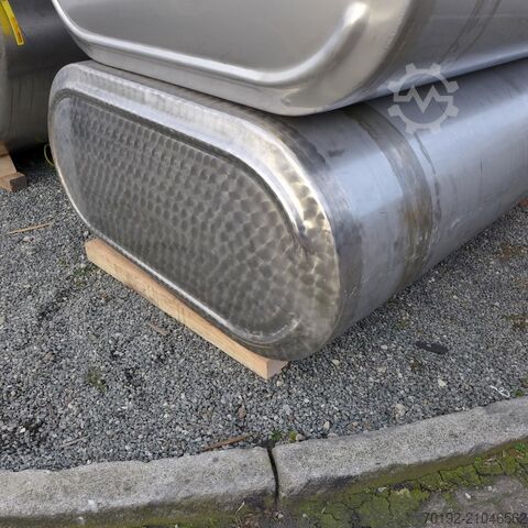 2400 Liter ovaler Behälter aus V2A  9025