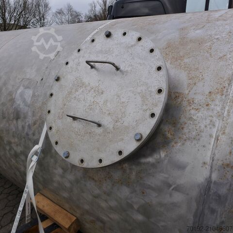 11000 Liter Behälter aus V4A  8981