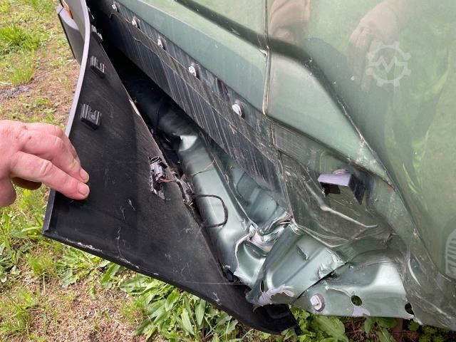 High top van IVECO 35S18 Kastenwagen Maxi hoch&lang, Unfall