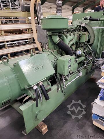 Generator MAN GENERATOR