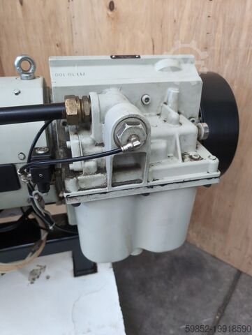 Screw air compressor Hydrovane 711PUAS10-4035S300