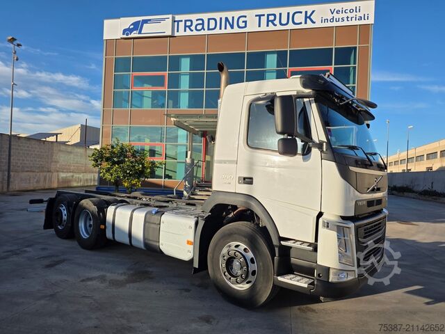Truck chassis Volvo FM460