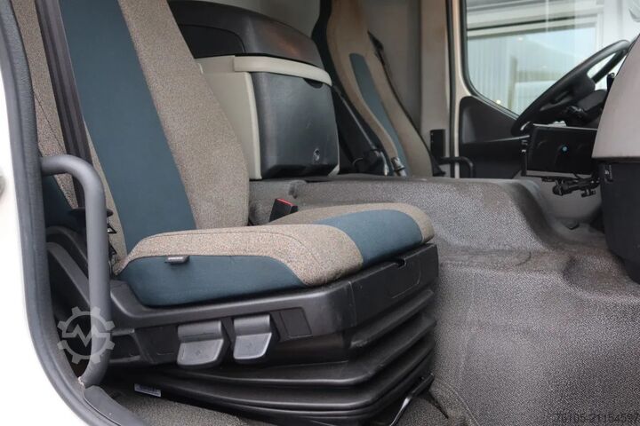 Koffer Volvo FE Bak+Klep Dhollandia 2.000 kg 4x2. New tacho...