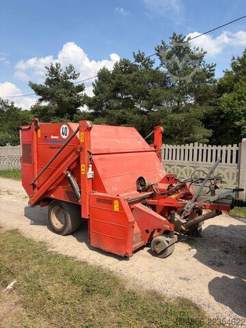 Bohm Wiedenmann Super 300 1.5 m – sweeper-collector for grass and leaves Bohm Wiedenmann Super 300 1.5 m – zamiatarko-zbierarka do trawy i liści Bohm Wiedenmann Super 300 1.5 m – zamiatarko-zbierarka do trawy i liści