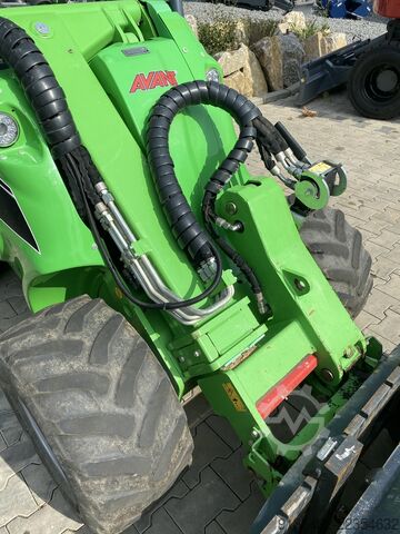 Compact loader Avant Tecno 755