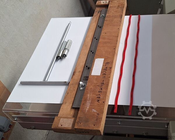 Paper cutting machine Polar 58 EM