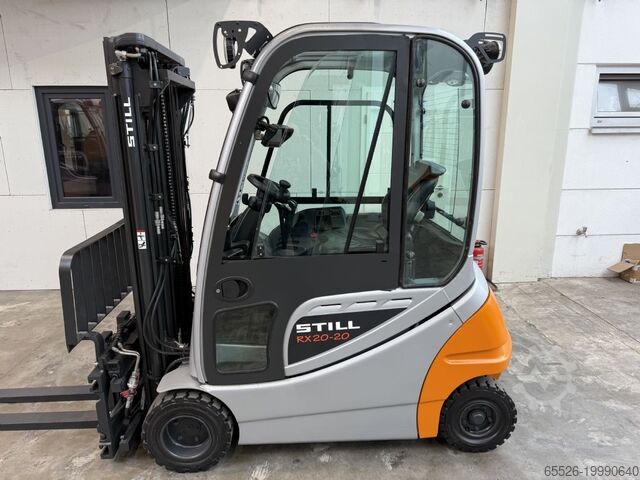 Electric 4-wheel forklift Still RX 20-20 P / ZVG + SS / Lack NEU