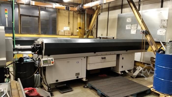 Turning automatic lathe HANWHA XP32S + dopravník třísek