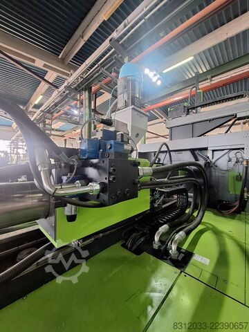 Injection molding machine ENGEL Victory 2460/400