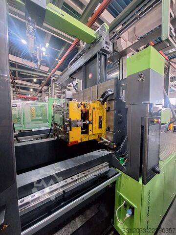 Injection molding machine ENGEL Victory 2460/400