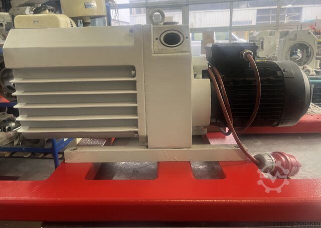 Rotating vane pump Pfeiffer Duo 65