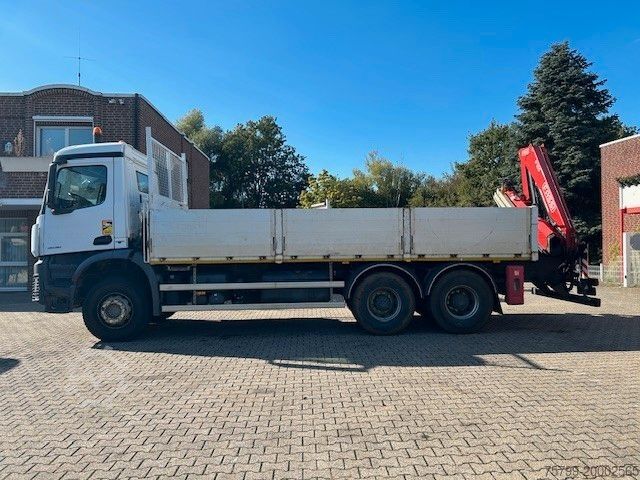 Flatbed truck MERCEDES-BENZ Chassi 13 Ton . Long Chassi Fassi Kran
