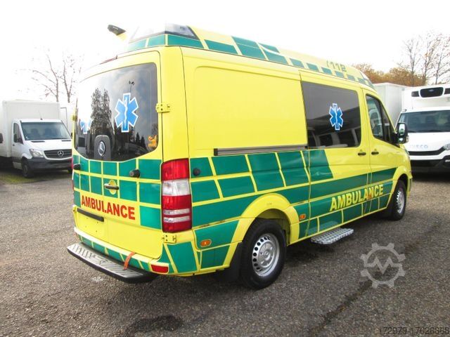 Fire truck MERCEDES-BENZ Sprinter 316 *2+2 Sitzer*Rettungswagen*2xKlima*