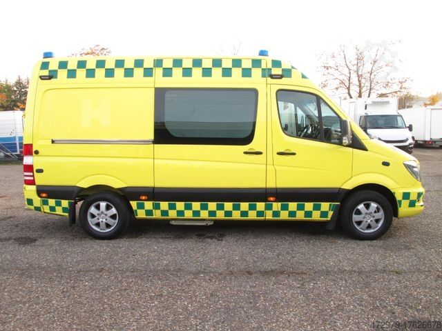 Fire truck MERCEDES-BENZ Sprinter 316 *2+2 Sitzer*Rettungswagen*2xKlima*