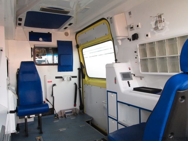 Fire truck MERCEDES-BENZ Sprinter 316 *2+2 Sitzer*Rettungswagen*2xKlima*