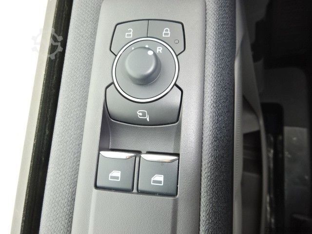 Kleinbus FORD Tourneo Custom 320L1 Sport 4x4 AHK Exklusiv ACC