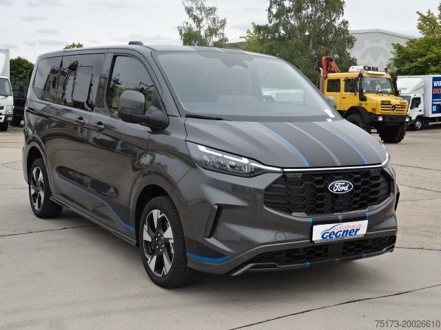 Kleinbus FORD Tourneo Custom 320L1 Sport 4x4 AHK Exklusiv ACC