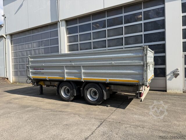 Three-way tipper trailer Möslein DTD 18 Schwebheim  19 t Tandemkipper- Tieflader- Aufsatzbordwände