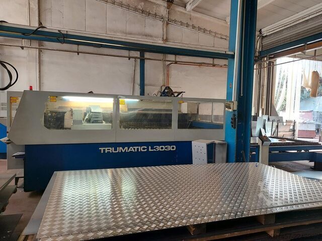 Laser cutting machine TRUMPF Trumatic L 3030