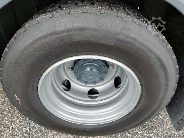 Flatbed truck with tarp MAN TGL 12.250 BL 4x2