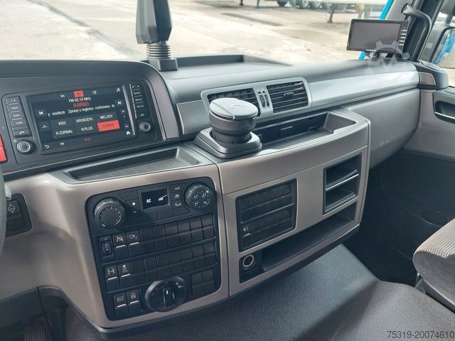 Flatbed truck with tarp MAN TGL 12.250 BL 4x2