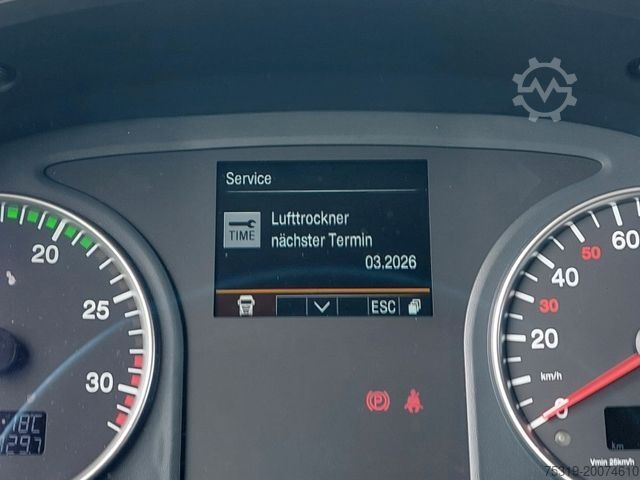 Flatbed truck with tarp MAN TGL 12.250 BL 4x2