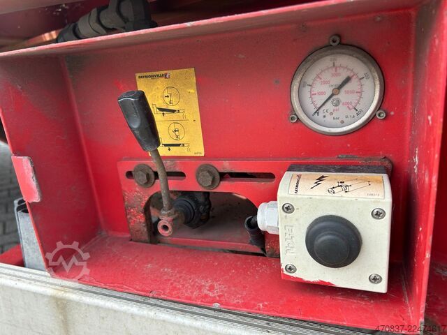 Tieflader-Sattelauflieger FAYMONVILLE F-S43-1ABA / hydr. Hubbed / Funk / Seilwinde