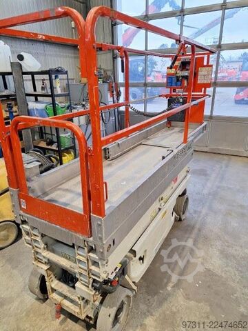 Scissor lift JLG 1930ES
