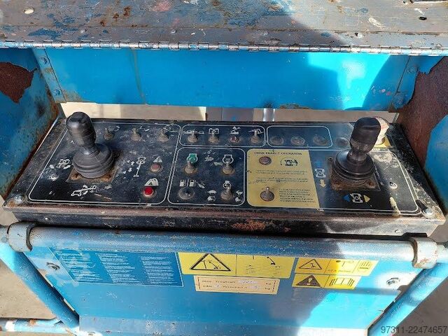 Teleskopbühne Genie S-85