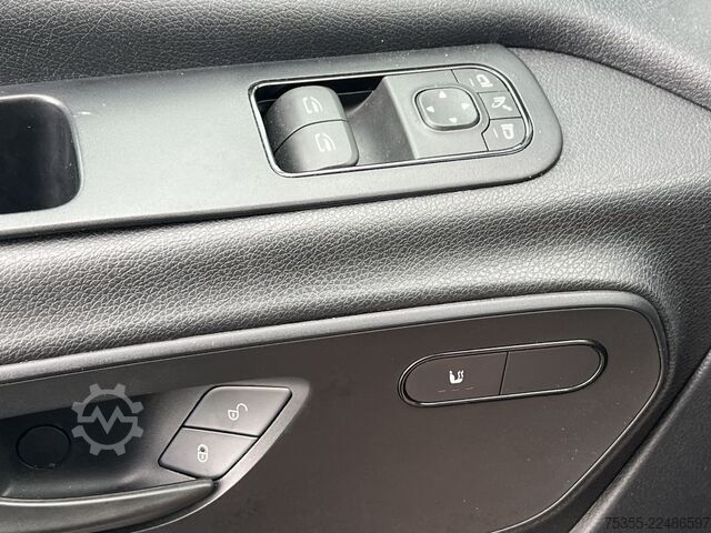 Kastenwagen hoch MERCEDES-BENZ Sprinter 319 CDI DISTRONIC NAVI 10MBUX 360° CAM