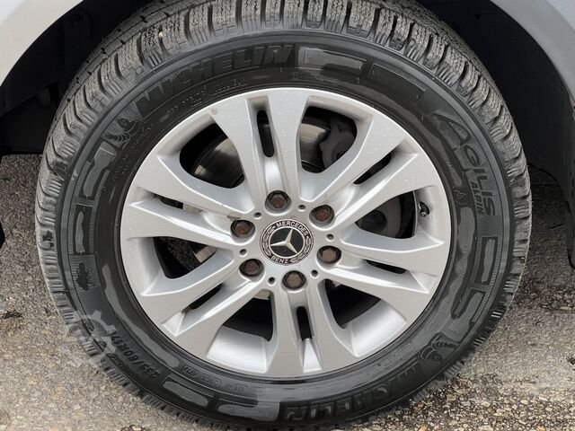 Kastenwagen hoch MERCEDES-BENZ Sprinter 319 CDI DISTRONIC NAVI 10MBUX 360° CAM