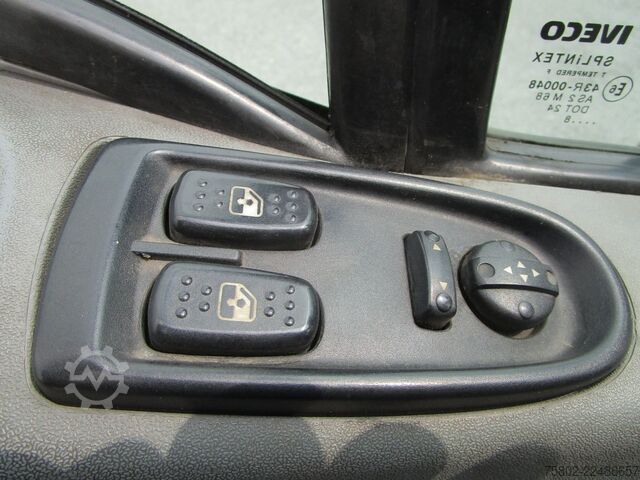 Panel van IVECO Daily 29L12V HPI 2.3 16V *3-Sitzer+AHK+Regale*
