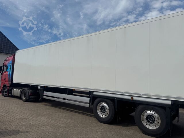 Reefer semitrailer SCHMITZ CARGOBULL SKO 20 City damaged