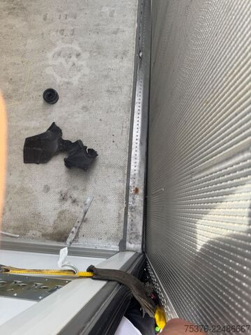 Reefer semitrailer SCHMITZ CARGOBULL SKO 20 City damaged