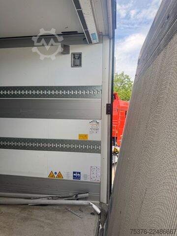 Reefer semitrailer SCHMITZ CARGOBULL SKO 20 City damaged
