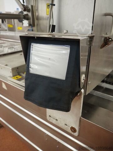 Thermoformer mit Etikettierer Multivac R 530